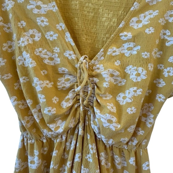 Roxy Women's Yellow Floral Simple Thoughts Short Sleeve Dress Size Medium - Picture 2 of 9